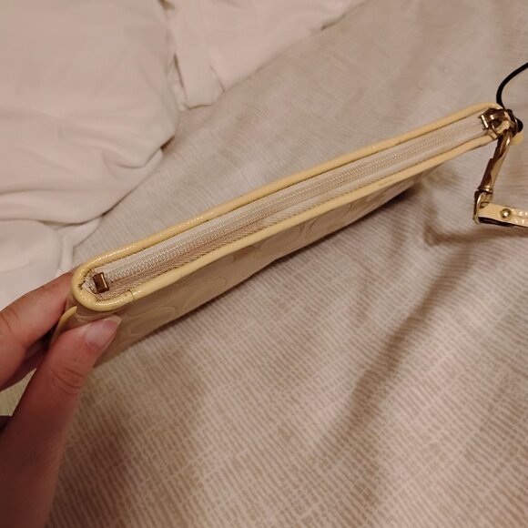 Coach Signature Ashley Leather Wristlet - Picture 5 of 10